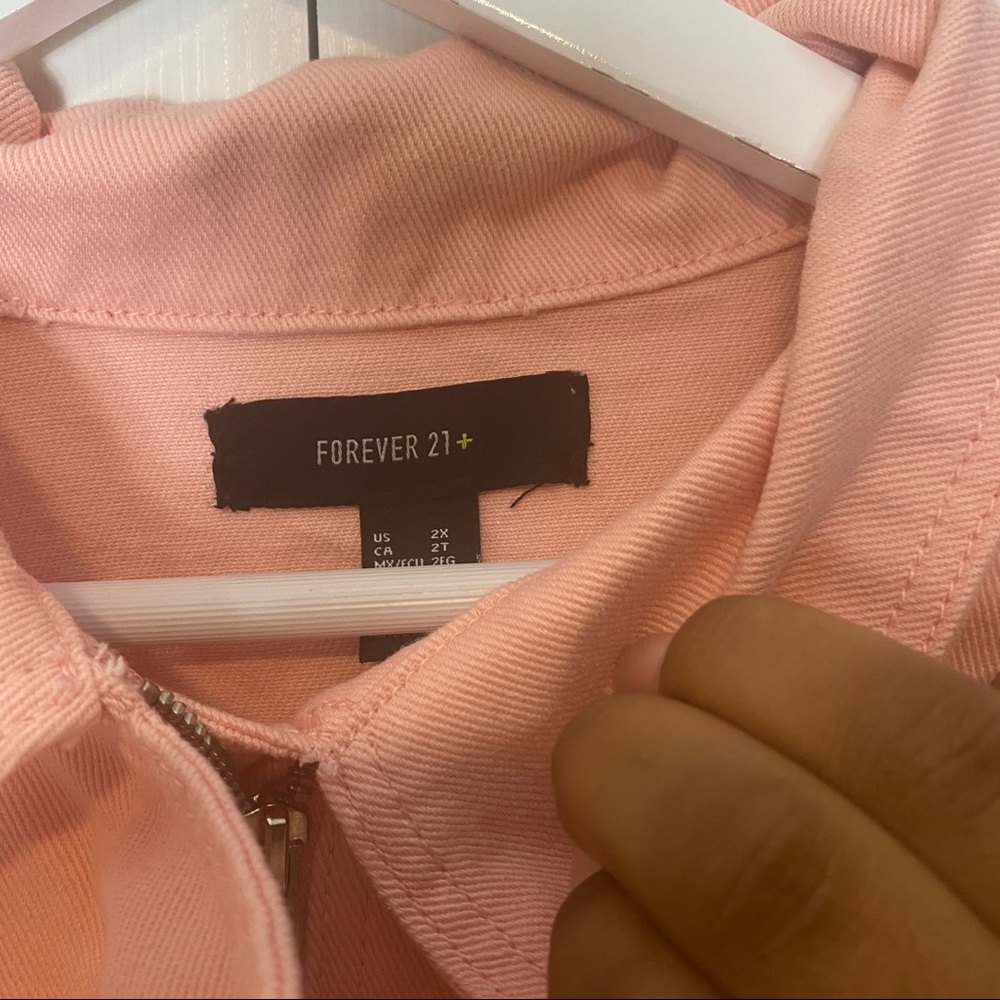 Forever 21 Plus Color Blocked Denim Jacket - Picture 9 of 11